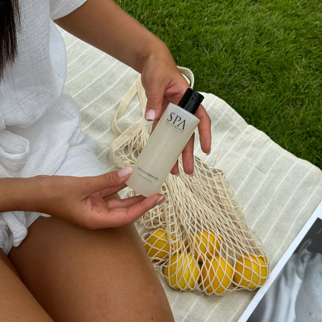 Aha Cleansing Gel By Salonnepro